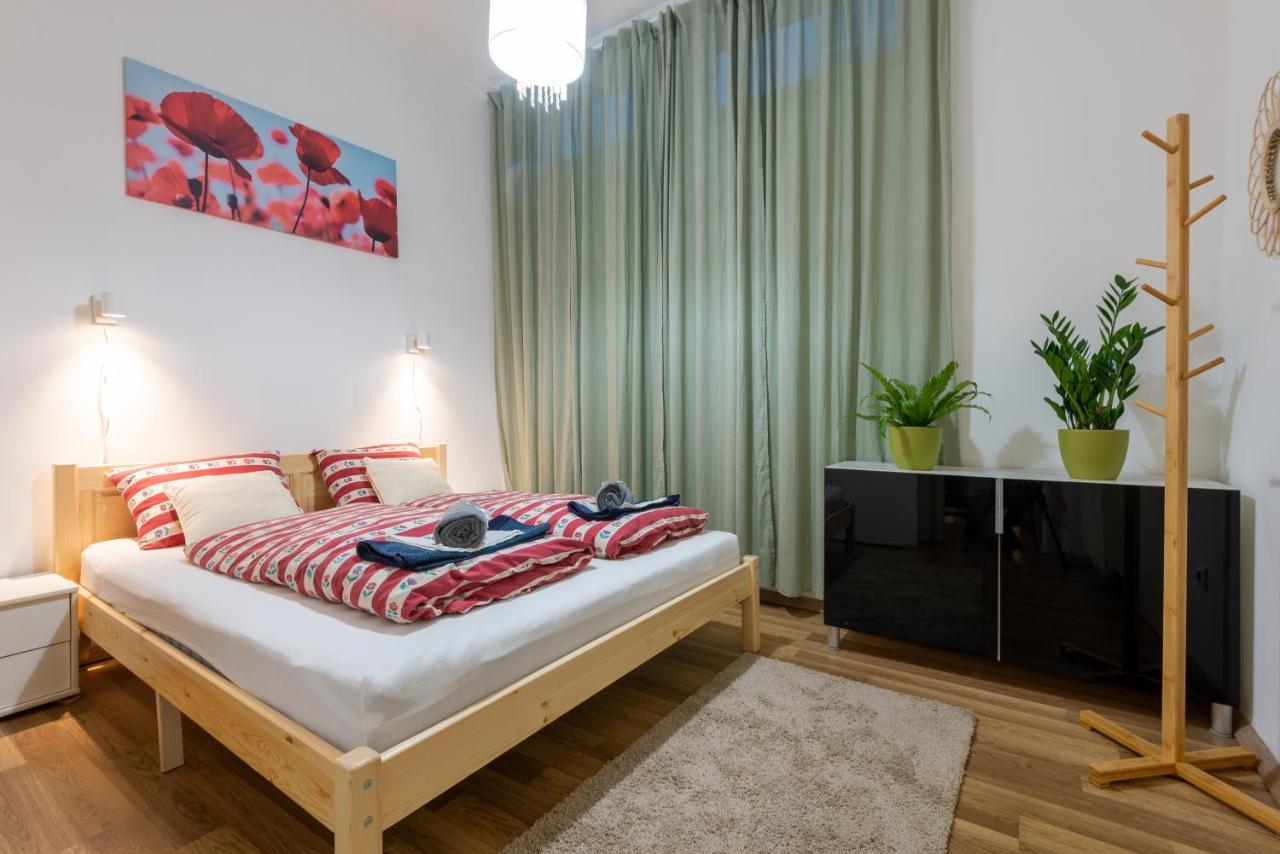 Inside Edge Apartment Boedapest Buitenkant foto
